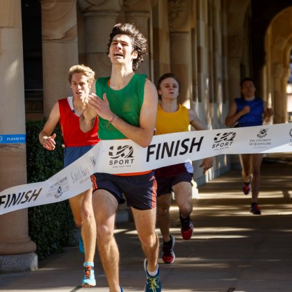 2016 Men’s Great Court Race winner Oliver Wightman (Photo: Geoff Lawrence, Creative Futures Photography) 2016 Men’s Great Court Race winner Oliver Wightman